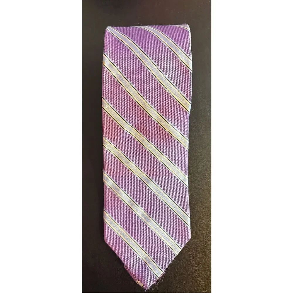 Brooks Brothers tie